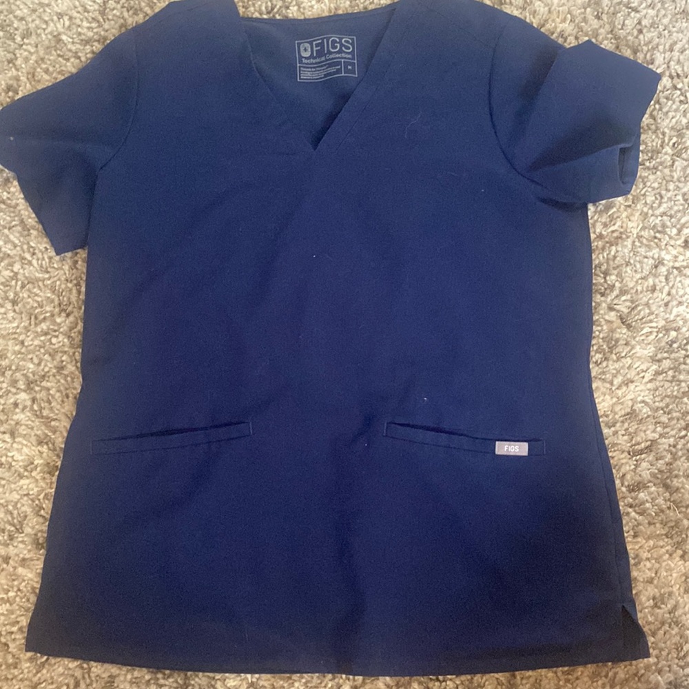 Navy FIGS Casma 3 Pocket Scrub Top